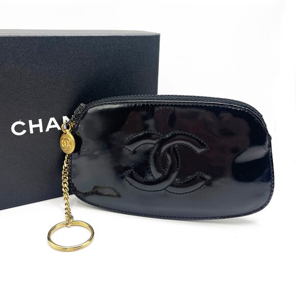 Authentic CHANEL CC Vintage Patent Timeless Coin Purse Pouch Key Chain Charm Bag - Picture 1 of 16